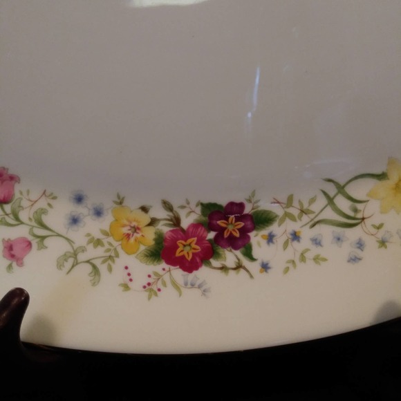 Royal Albert Platter in Spring Morning 13 1/2in - Picture 3 of 14